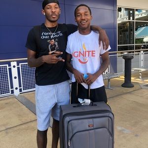 Meet your Posher, Ray